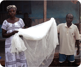 マラリア対策に使用する蚊帳