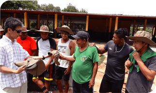 Donation of sun hats