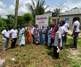 The handing over ceremony of the well (Thurman village)