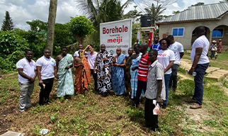 The handing over ceremony of the well (Thurman village)