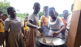 Roasting cocoa beans