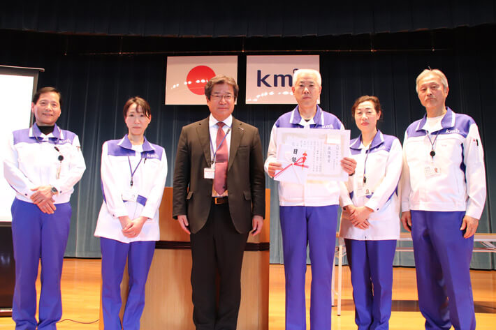 Photo: award-winning members of Kikuchi