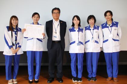 photo: Holding of "Case Study Presentation Meetings on the Corporate Philosophy and Conduct Guidelines" to Promote the Behavior Change by Employees