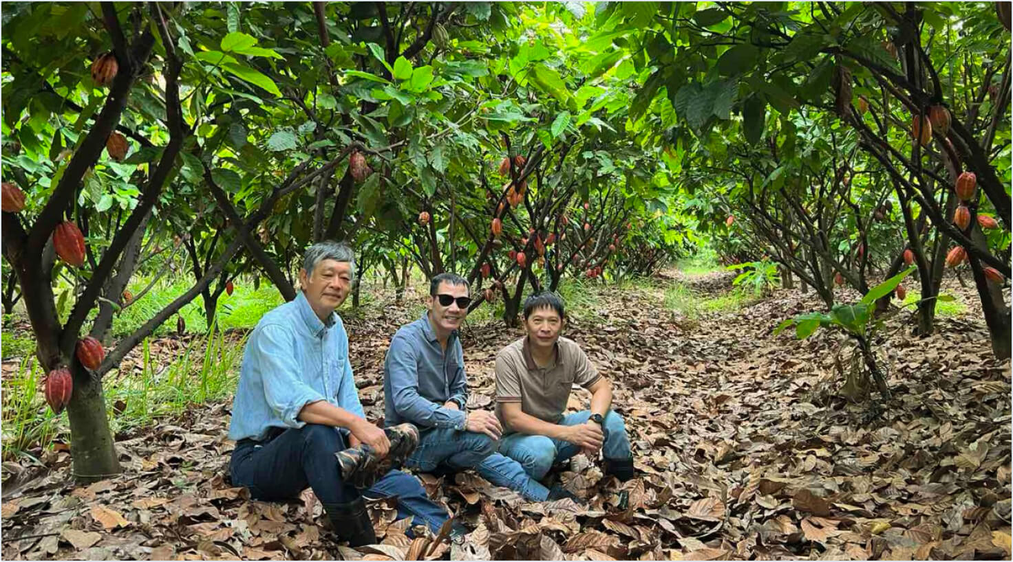 photo of Mr. Phuoc, Mr. Tuan, and Mr. Lam