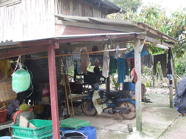photo of a house on the farm