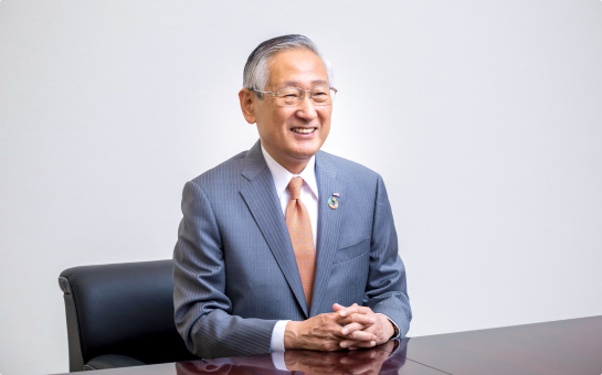 写真：明治ホールディングス株式会社 代表取締役社長 CEO 川村 和夫