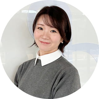 顔写真：小久保綾子