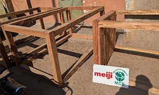 建設中の新しい発酵箱