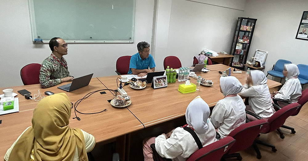 画像：グループインタビューの様子